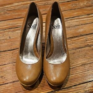 Sofft Women's Tan Leather Heels